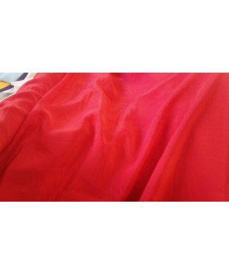 Crespon rojo 100% poliester 1.50 ancho