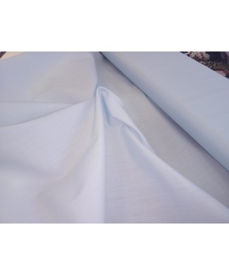 Batista 80 cm de ancho 70% poliester 30% algodón celeste