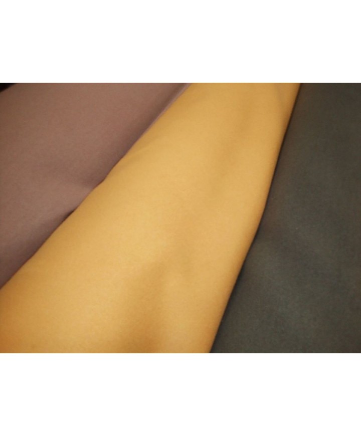 Paño mostaza 90% tes 8% rayon 2% spandex 1.50 de ancho