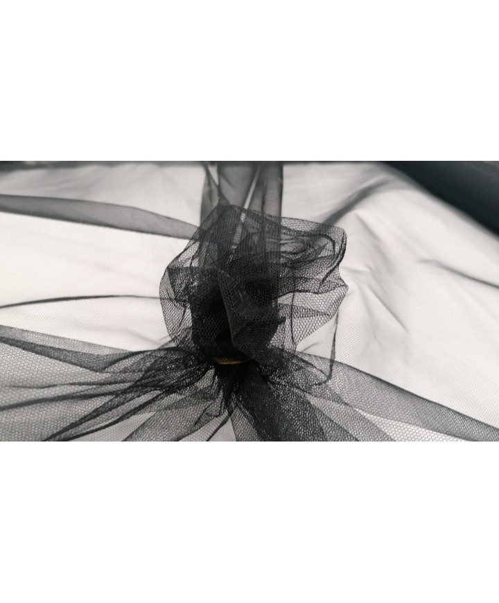 Tul 100% poliester negro 1.50m ancho
