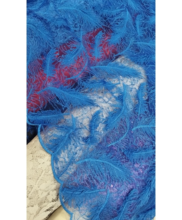 Tul bordado plumas azulon doble terminación 100% poliester